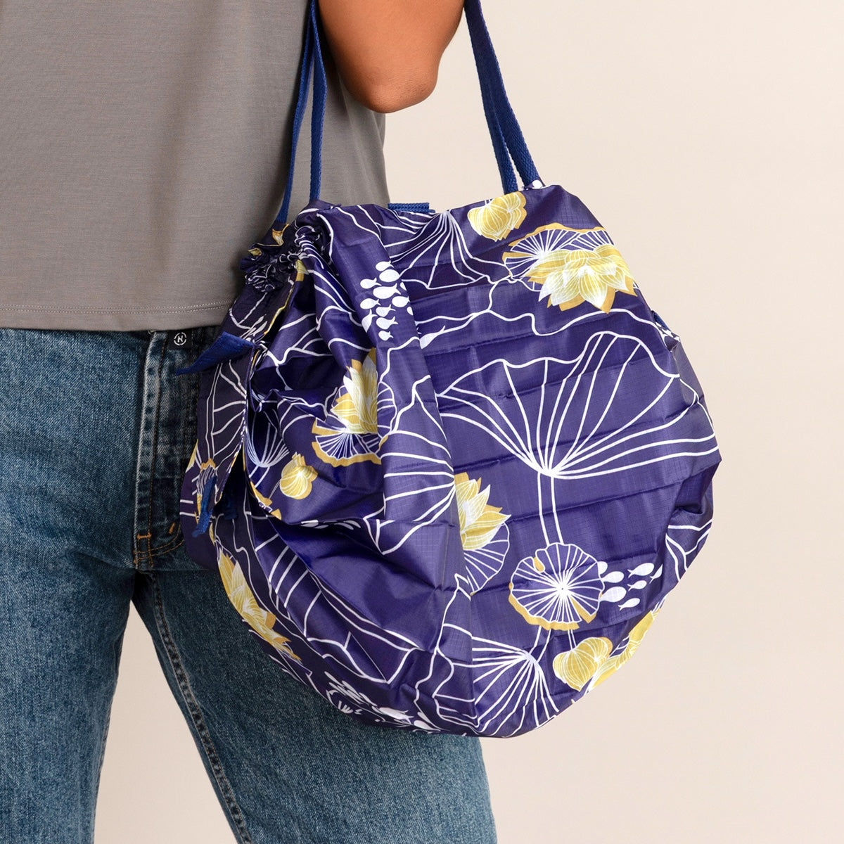 Fighting Eel x Punahou Medium Origami Bag